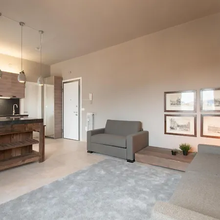 Hideaway Elegant Loft Apartment Brescia